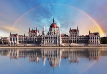 Фотообои Радуга над зданием будапешского парламента