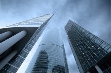 Фотообои Три небоскреба на фоне неба