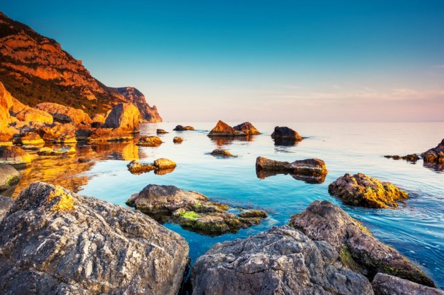 Фотообои - Крымский берег в лучах заката - №0003931