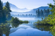 Фотообои Утренняя дымка у подножия вулкана Лассен-Пик, США